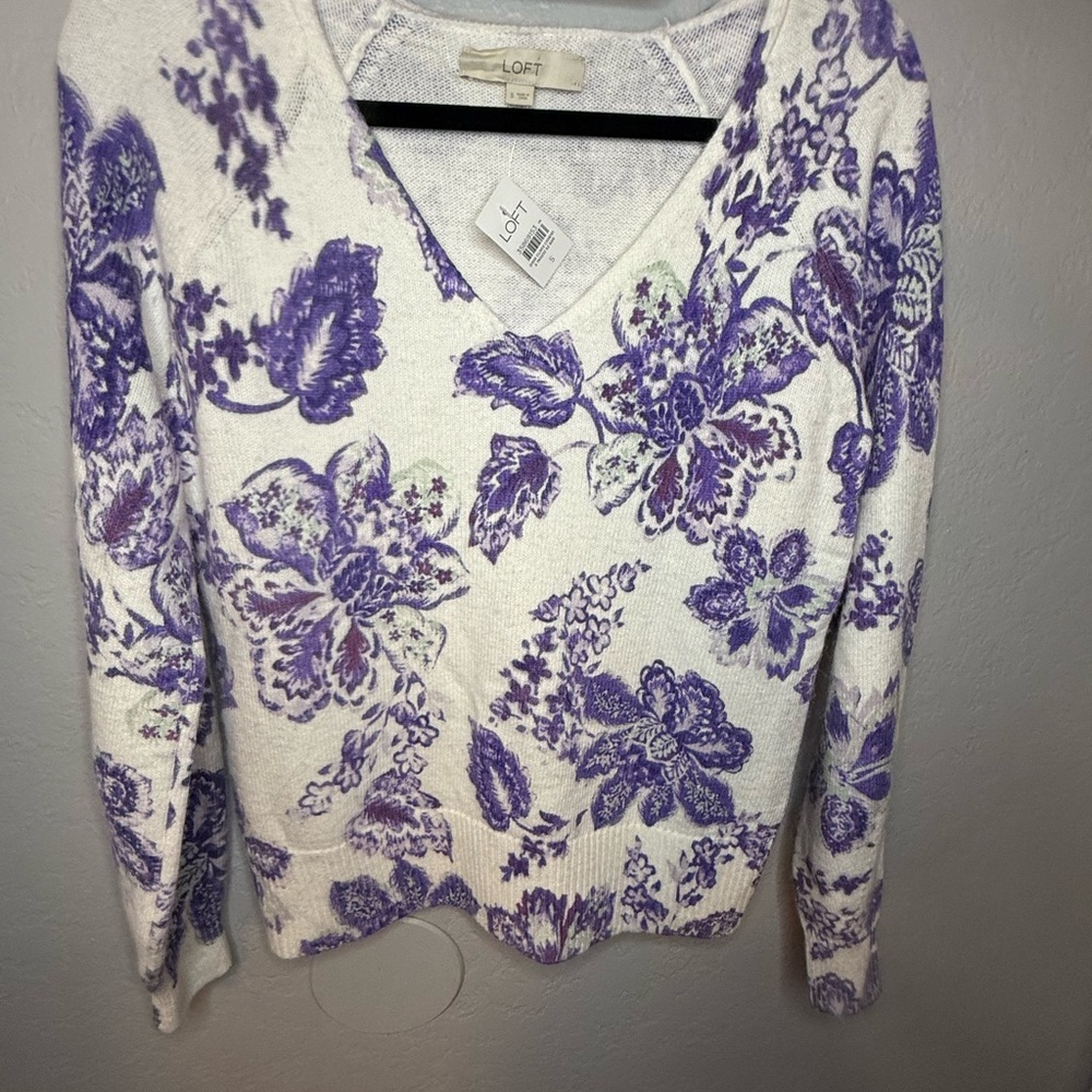 LOFT White and Purple Knit Top